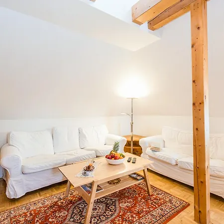 Kapitaensgarten, Nr 7 * Prerow
